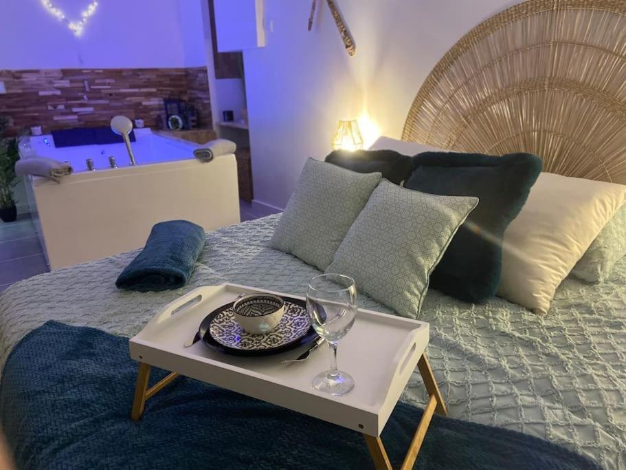 Lover Dose Spa Vierzon Bagian luar foto