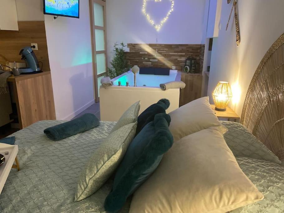 Lover Dose Spa Vierzon Bagian luar foto